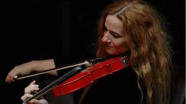 "Γυναίκες της Μεσογείου": Η Ευανθία Ρεμπούτσικα επιστρέφει στο Ηρώδειο με την πιο σαγηνευτική μουσική παράσταση