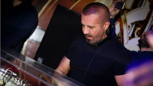 Δύο full moon πάρτι