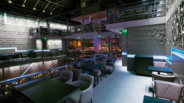 id 24.7.365: πήγαμε στον νέο εντυπωσιακό πολυχώρο του Θησείου