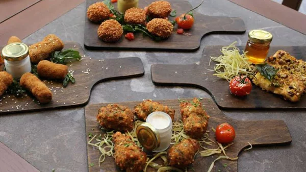 «Greek Spirit» και νεονοσταλγία