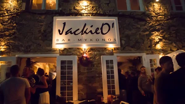 Το «Jackie O’» γιορτάζει