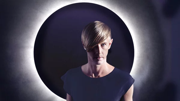 7+1 DJs σαλπάρουν για τα νησιά