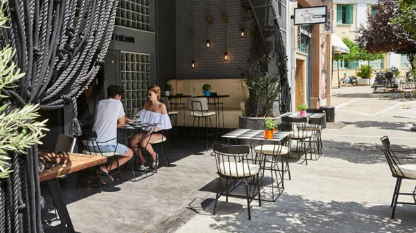 «iFeel» στου Ψυρρή 