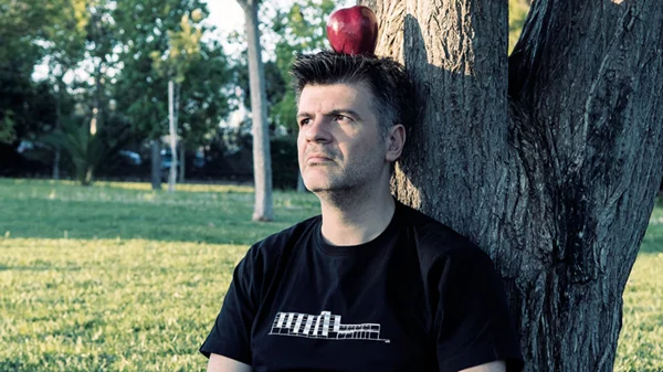 Ο Φοίβος Δεληβοριάς επιστρέφει στην Εδέμ...