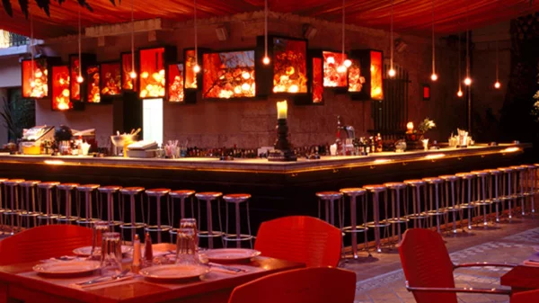 5 bar-restaurants με ένα κλικ 