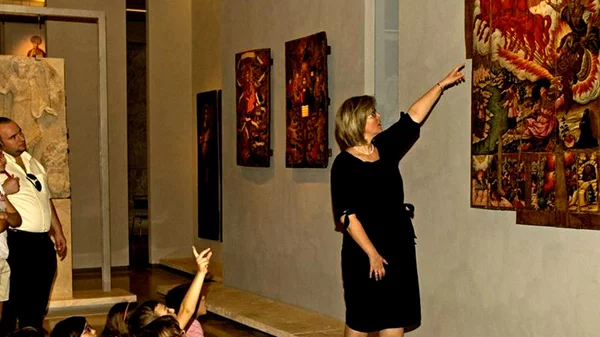 «Από τη φλόγα του λυχναριού στο πυρ το εξώτερον» στο Βυζαντινό Μουσείο