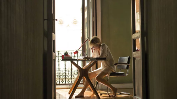 Απόψε (6/4) στην TV: συνδέσεις μεταξύ γυναικών