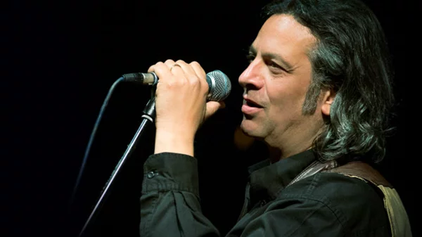 Δημήτρης Ζερβουδάκης: «Μπλουζάκια δεν πουλάμε!»