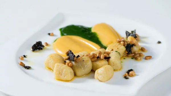 Tα νέα πιάτα του chef Michel Roux στο «Avenue Bistro & Bar»