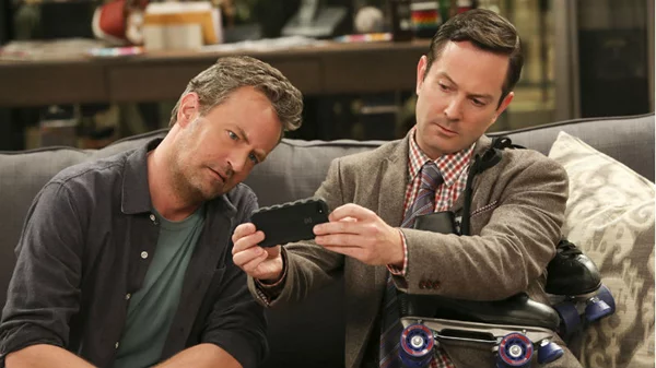 Ένα παράξενο ζευγάρι μας κάνει να γελάμε