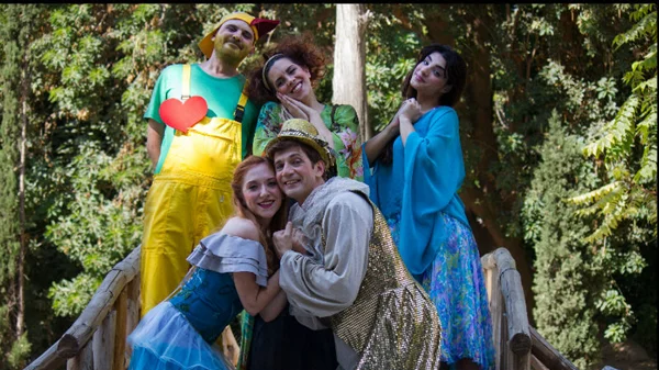 Όταν ο Ήλιος αγάπησε τη Σελήνη