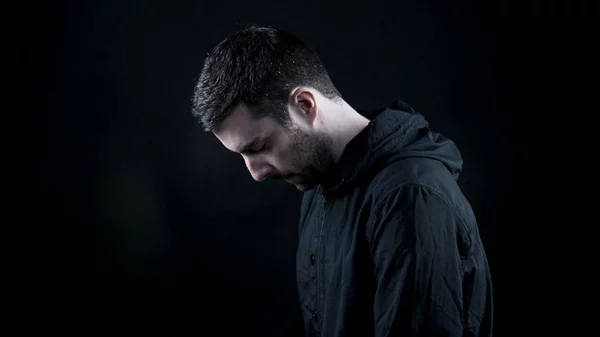 Scuba: 6 λόγοι για να τον ακούσεις στο «Six D.O.G.S.»