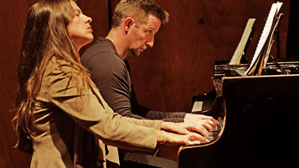 Μαθήματα μουσικής δωματίου από …ένα πιανιστικό ντούο (Καρποδίνη/Μπράουνλη Ουώκερ) και ένα κουαρτέτο εγχόρδων (Φιλαρμονικής Μονάχου)!