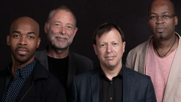 Το γκρουπ Aziza στη Στέγη: Top modern jazz