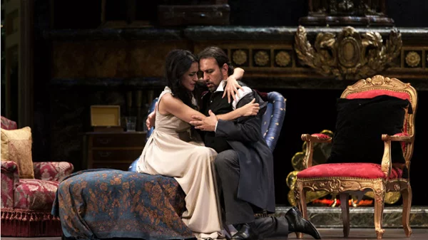 Η "Τραβιάτα" του Βέρντι στο Μέγαρο