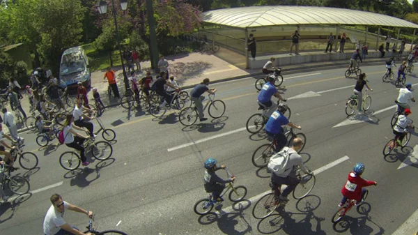 Γειτονιές της Αθήνας με ποδήλατο