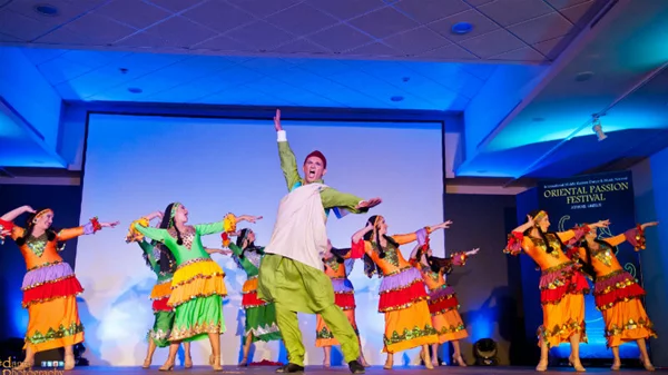 Ethnic ηχοχρώματα στην Αθηναΐδα