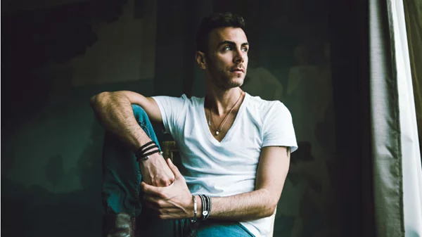 Η blue pop του Asaf Avidan 