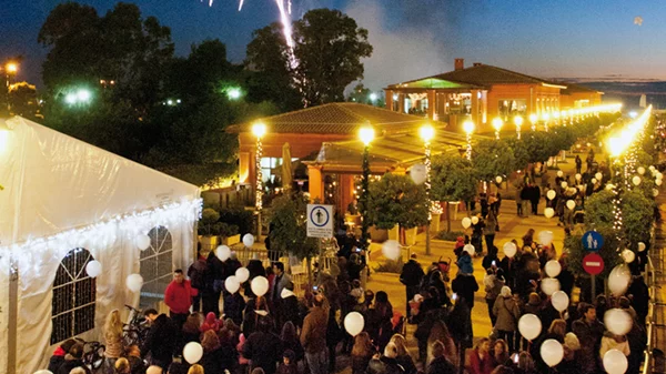 Χριστούγεννα στην Αθήνα: 15 ιδέες για να μπείτε στη γιορτή 