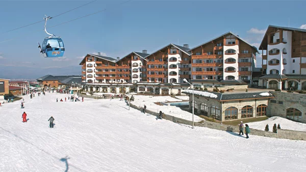 Τα 11 must της καλοπέρασης στο Μπάνσκο