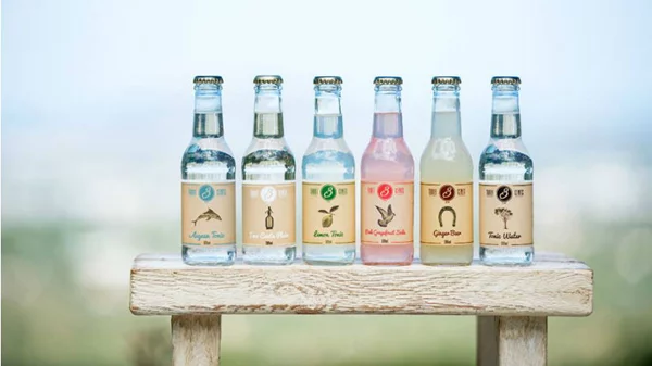 Η Αθήνα γεμίζει φυσαλίδες για τα γενέθλια της Three Cents