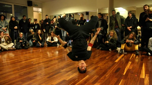 Γιορτινό κλείσιμο για τα Urban Adventures Tours