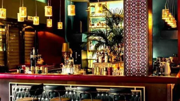 Το «Stay Hungry Bitch» στο «Τhe Cotton Club»