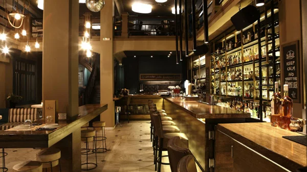 Παλαιός εναντίον Νέου Κόσμου στο «Μonk» 