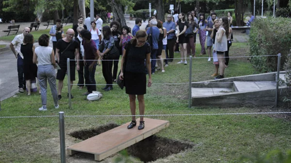 Οι πολιτικές της επιμέλειας και η documenta στο Πάντειο