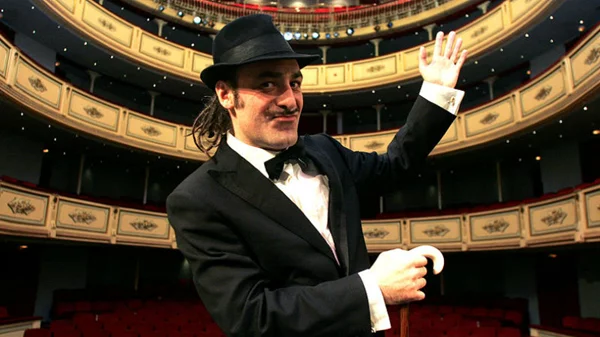 Tonino Carotone και Locomondo στο "Διογένης Studio"