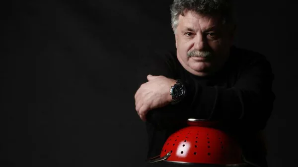 H ζωή μου όλη… με τον Λευτέρη Λαζάρου 