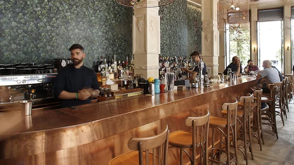 Ραντεβού για aperitivo