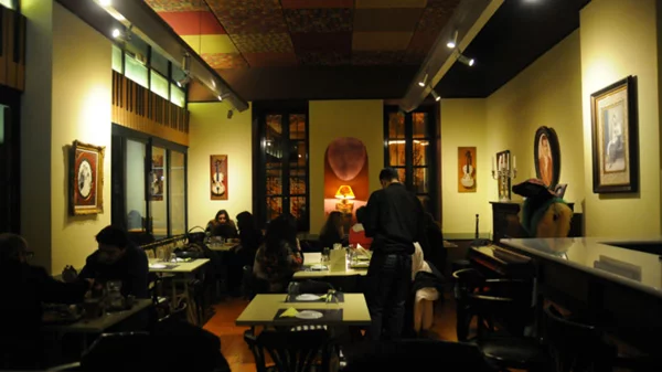 Το Μεταξουργείο έχει τη «Μπέμπα» του 