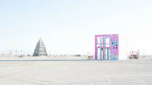 Περιπλανηθείτε στην πνευματική έρημο της γκαλερί a.antonopoulou.art