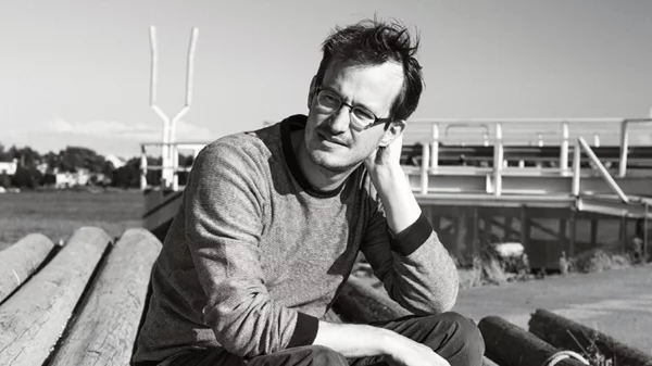 Ο Γιούχο Κουοσμάνεν εξυμνεί την...κλοπή στο σινεμά