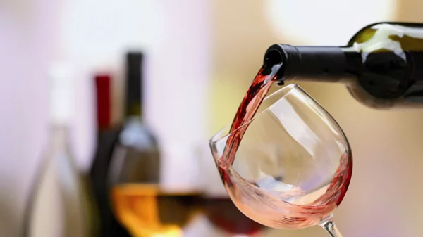 Αρχίζει η Athens Wine Week 