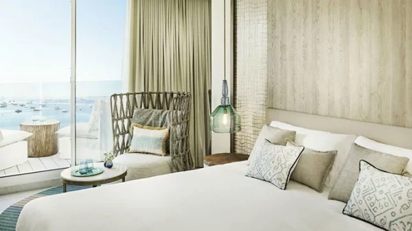 H Ίμπιζα σε ρυθμούς Nobu