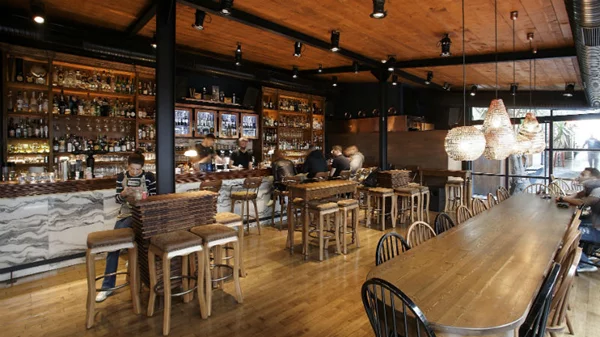 4 χρόνια από το «Theory» στην πράξη