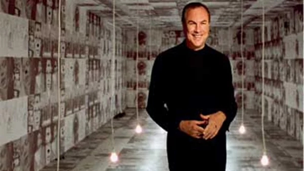 Ο Ρόμπερτ Ουίλσον παρεμβαίνει με την «La Traviata» του στο Μουσείο Ακρόπολης