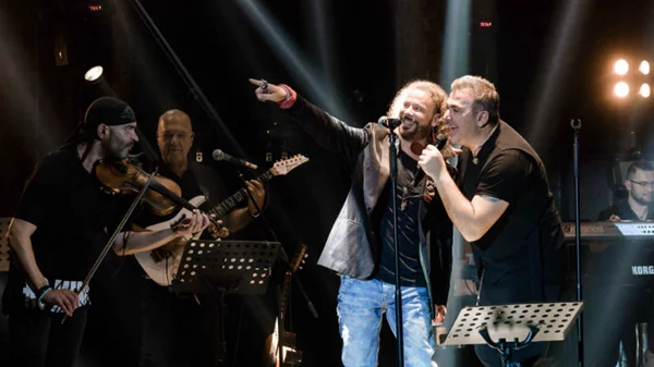 Ρέμος και Δάντης με… «Fantasia»