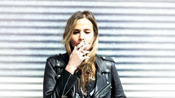 Η Ζουλιά Ντικουρνό μιλά περί τρόμου, χιούμορ και Ντέιβιντ Κρόνενμπεργκ με αφορμή το «Raw» 