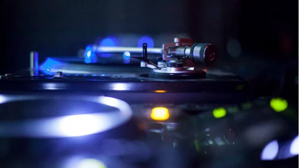 Mobile dance party σε πρώτη προβολή