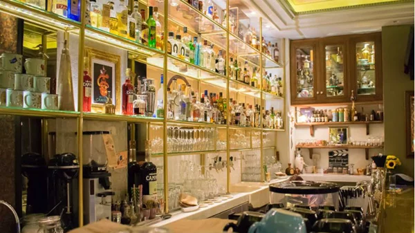 Ανοιξιάτικα αρώματα στο «The Trap»