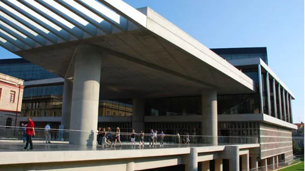 Μουσεία και αρχαιολογικοί χώροι από τώρα σε καλοκαιρινούς ρυθμούς