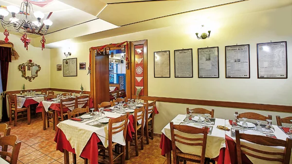 Να παίζει η κουζίνα  τα μικρασιάτικα