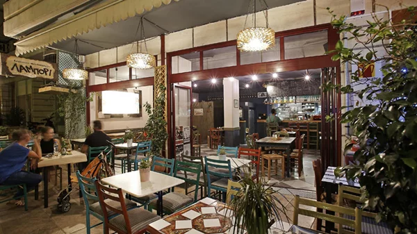 Στο «Λαμπόρι» με το αθηνόραμα Club 