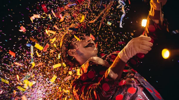 Μια βραδιά φτιαγμένη από τα... κομφετί των Adicts στο Κύτταρο