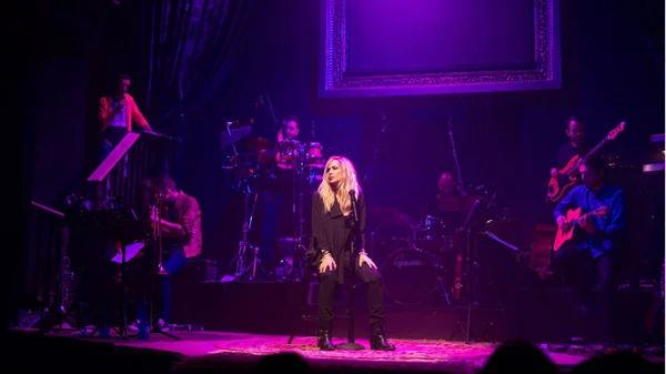 Η Άννα Βίσση βάζει τα καλοκαιρινά της