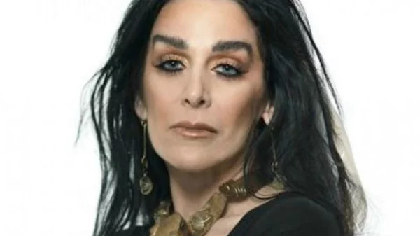 Η Diamanda Galas ουρλιάζει τα μπλουζ (και μερικά ρεμπέτικα!) [Spotify List]