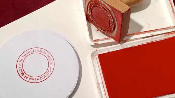 Πώς μπορεί να ζήσει ένας καλλιτέχνης σήμερα; 